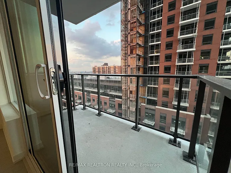 4010 Eglinton Ave W #1012 — Photo 20