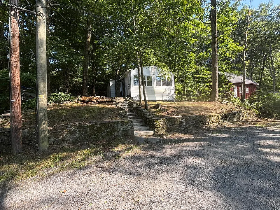 87 Sylvan Trl