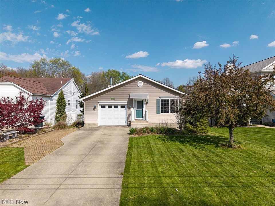 1st image of 249 Waverly Ave
