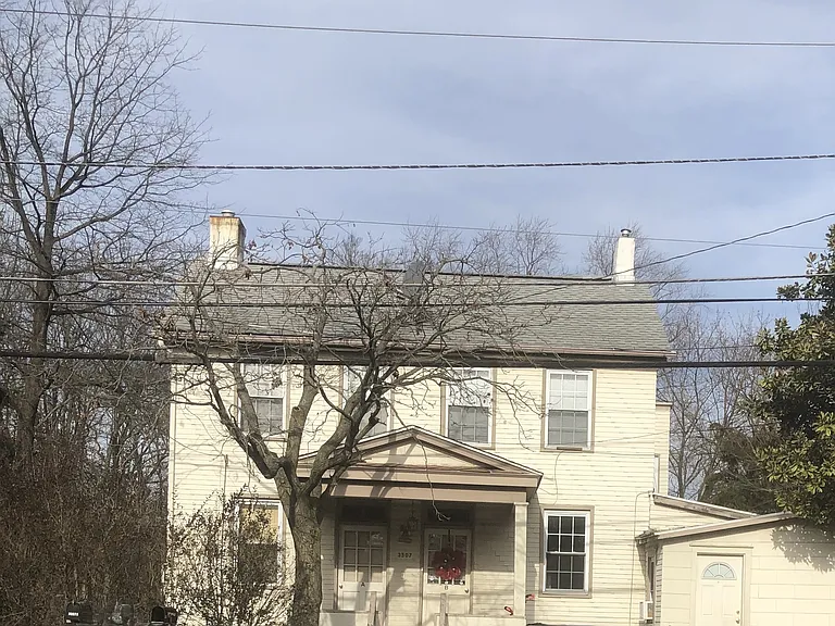 3307 Marne Hwy #A — Photo 1