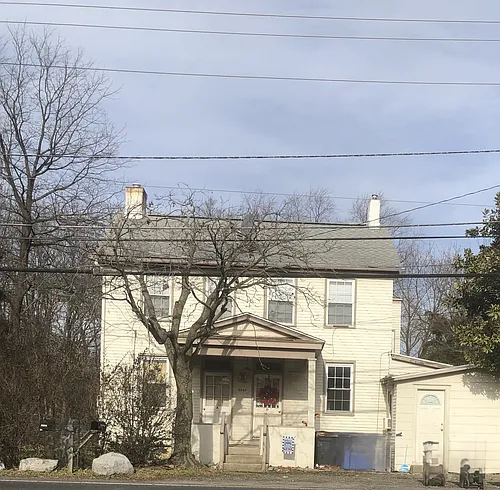 3307 Marne Hwy #A Photo 1 3307 Marne Hwy #A Photo 1