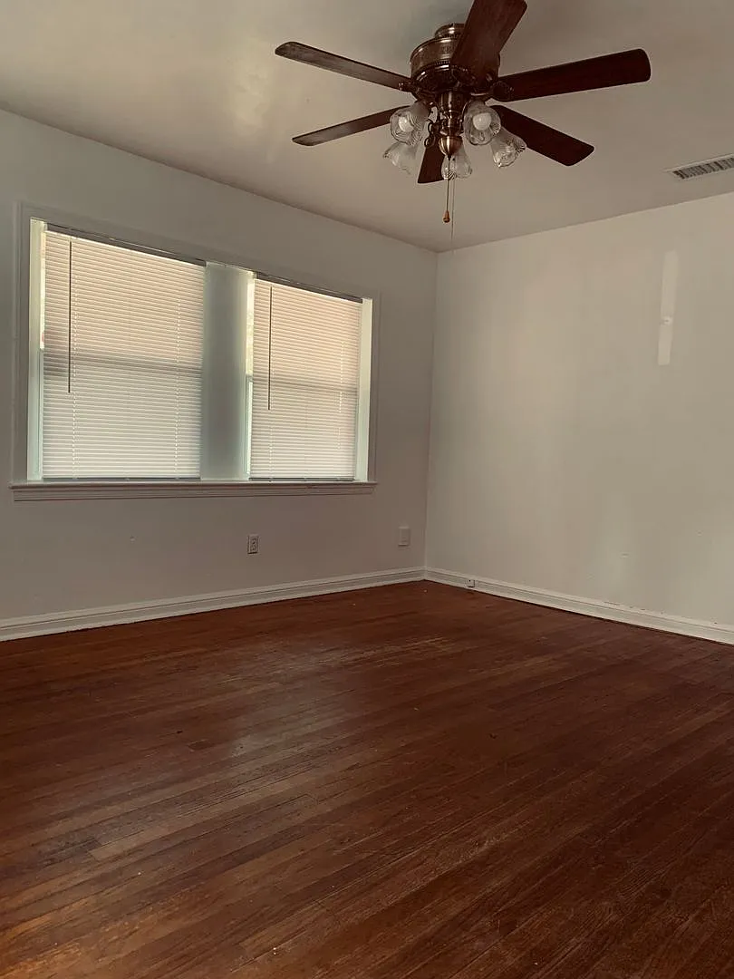 3 Bedroom House By Fsu!! Available Fall 2027 — Photo 3