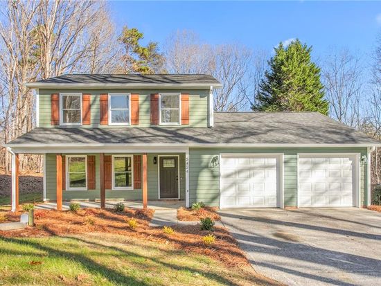 5424 Bridal Ridge Dr, Pfafftown, NC 27040