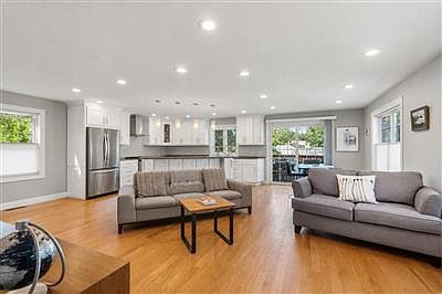 1st image of 38 Park Ave