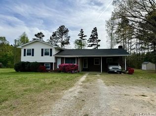 4942 Pleasant Shade Dr, Emporia, VA 23847