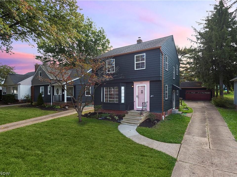 1st image of 11012 Wallingford Ave