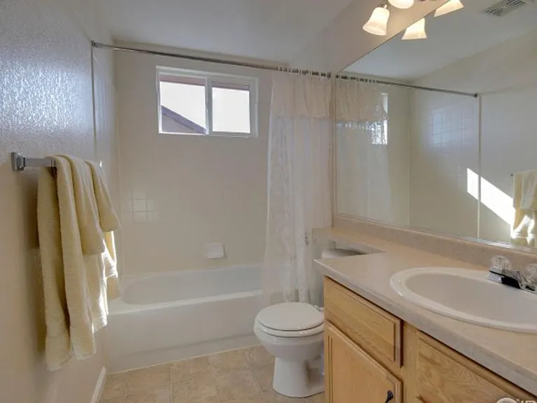 521 Kim Dr — Photo 14