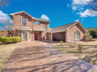 205 Nocona Dr, Waxahachie, TX 75165