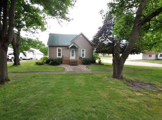 502 11th St S, Grand Junction, IA 50107