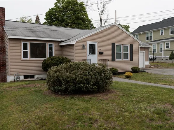 1159 Middlesex St, Lowell, MA 01851