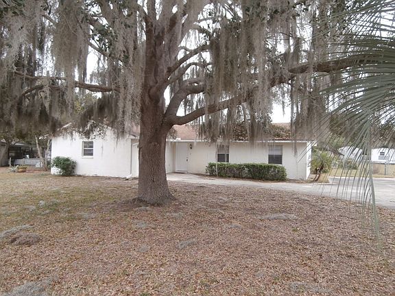 4th image of 1104 Dogwood Ln