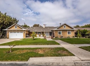2236 N Rosewood Ave, Santa Ana, CA 92706