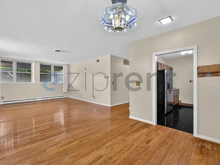 140 Kane St #A7 — Photo 4