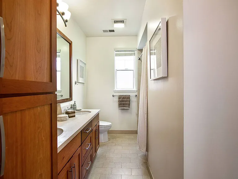 top floor bathroom