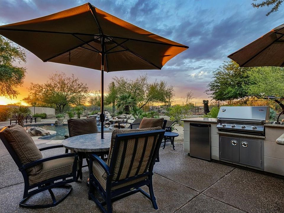 021_Patio BBQ_pe