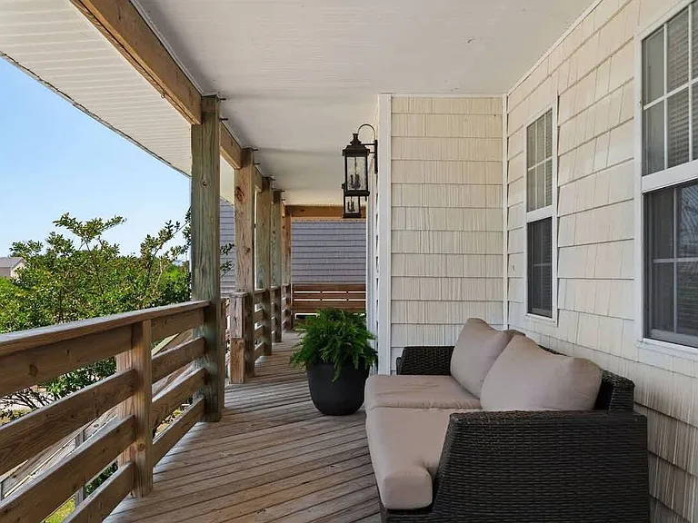 511 W Archdale St #A — Photo 27