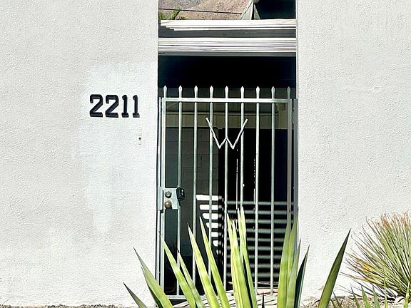 2nd image of 2211 N Starr Rd