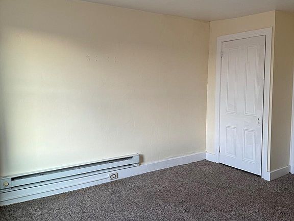 5th image of 1104 W Market St #1106-2
