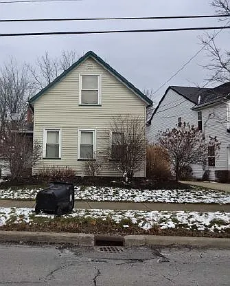 1804 Spring Rd photo 1
