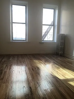 Rented by Lang Realty LLC | media 3