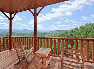 2664 Mountain Preserve Dr, Sevierville, TN 37862