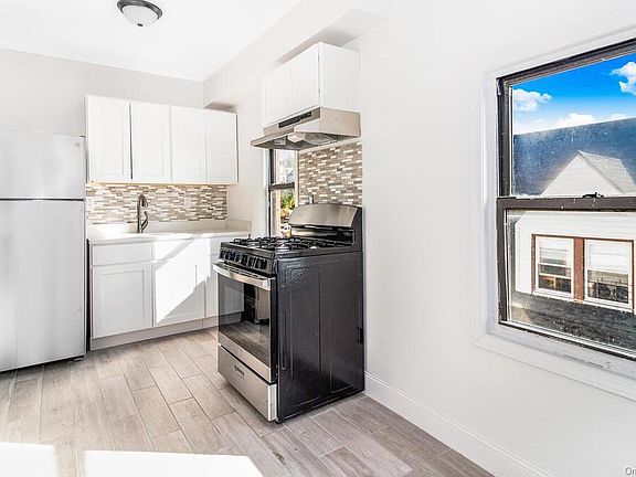4th image of 251 Warburton Ave #4N