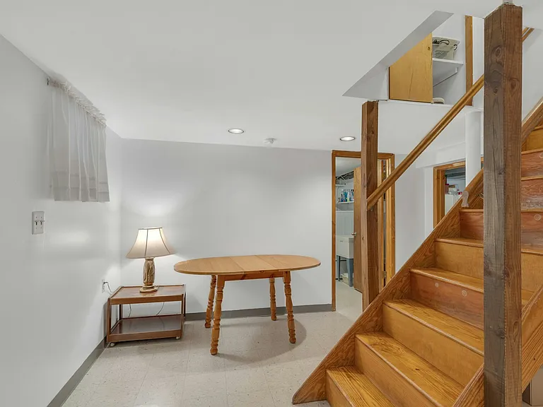 24 Cambridge Rd — Photo 14