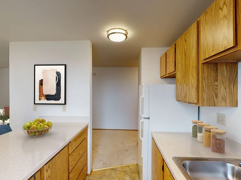 Kelly Anne Apartments — Photo 25