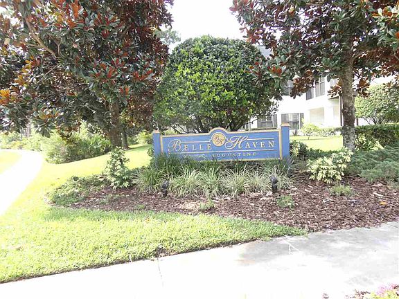 2nd image of 109 Laurel Wood Way Unit 102