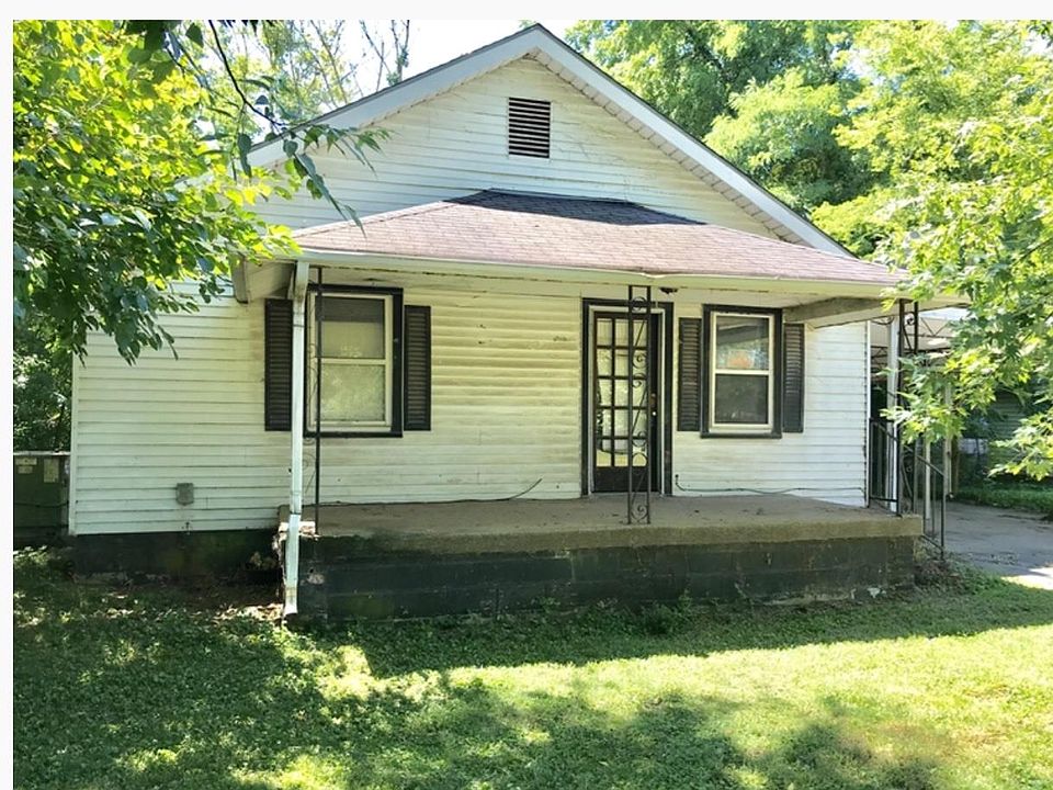2nd image of 220 Power Ave
