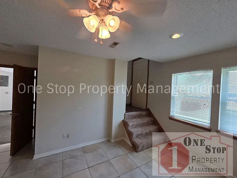 7902 NW 79th Pl — Photo 15