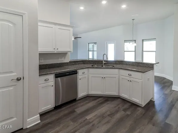 4514 Lovegrass Ln, Southport, FL 32409