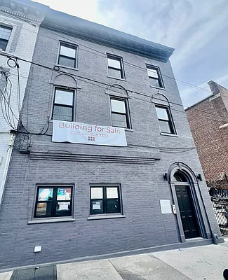 Sold by Brick Real Estate | media 20