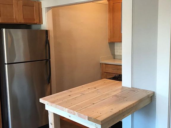 3rd image of 1467 1st Ave #B
