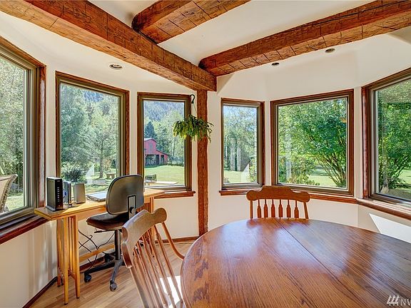 4th image of 43408 SE 92nd St
