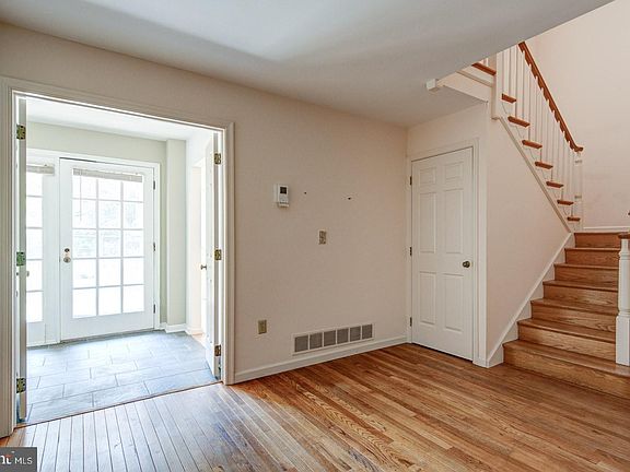 3rd image of 18 Druim Moir Ln