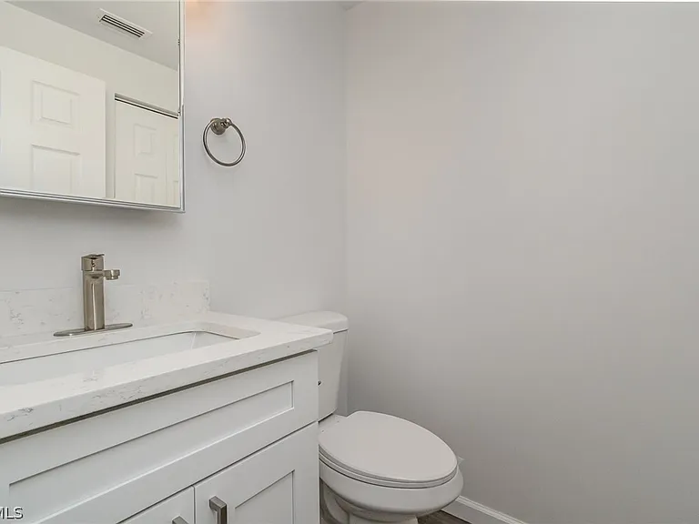 1300 Estero Blvd #205 — Photo 14