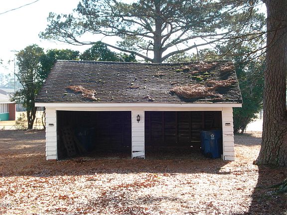3rd image of 202 N Wayne Ave