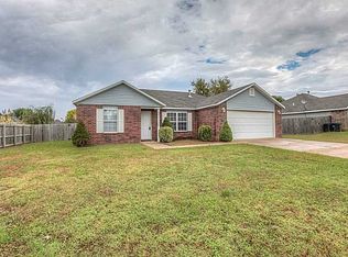 172 Rob St, Farmington, AR 72730