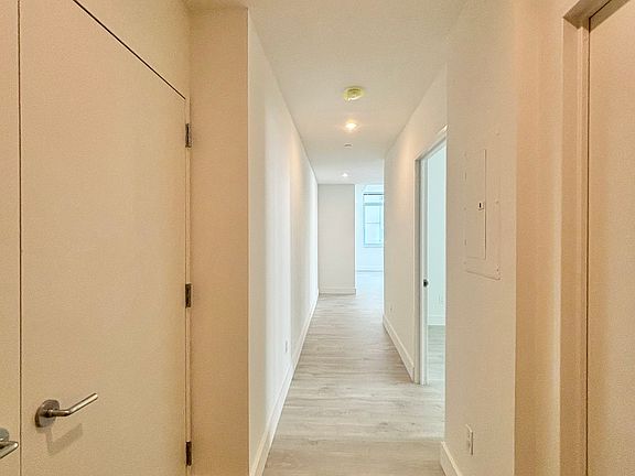 3rd image of 229 W 60th St APT 3C