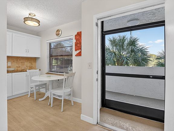 4th image of 9170 SW 14th Street #4306