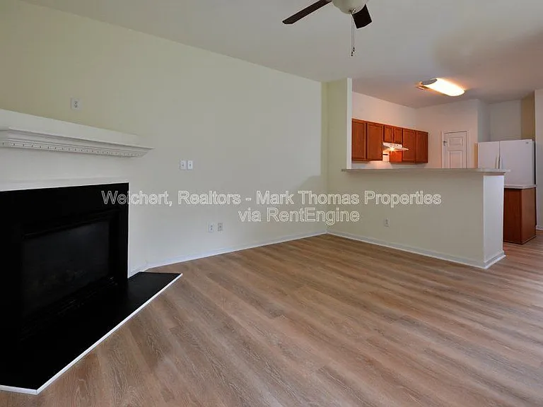 1326 Holly Grove Way — Photo 13