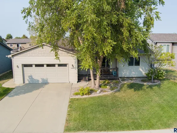 4020 W 93rd St, Sioux Falls, SD 57108