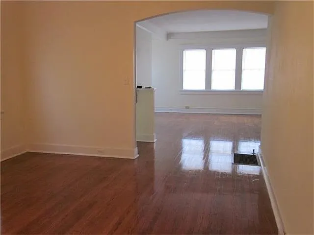 2 bed, 1.5 bath, 1690 sqft, $2,100 — Photo 3