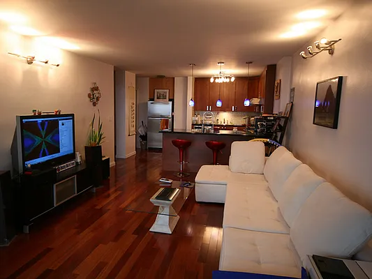 Rented by null | media 11