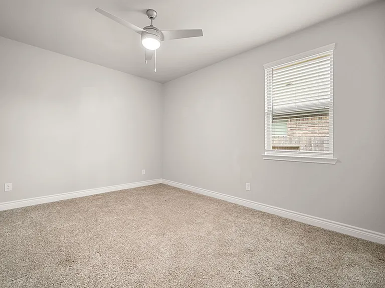 31214 Raleigh Creek Dr — Photo 20