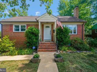 5909 Craig St, Springfield, VA 22150