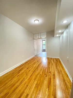 Rented by Douglas Elliman | media 17