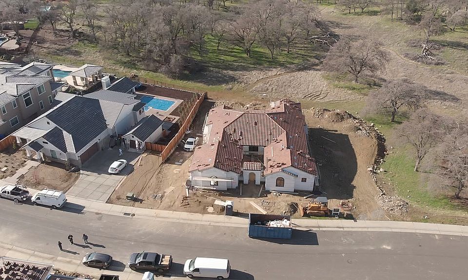 1st image of 605 Sundahl Dr