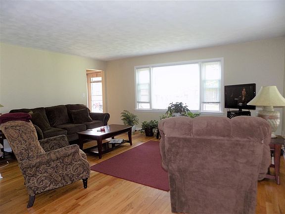 5th image of 706 Knight Ave